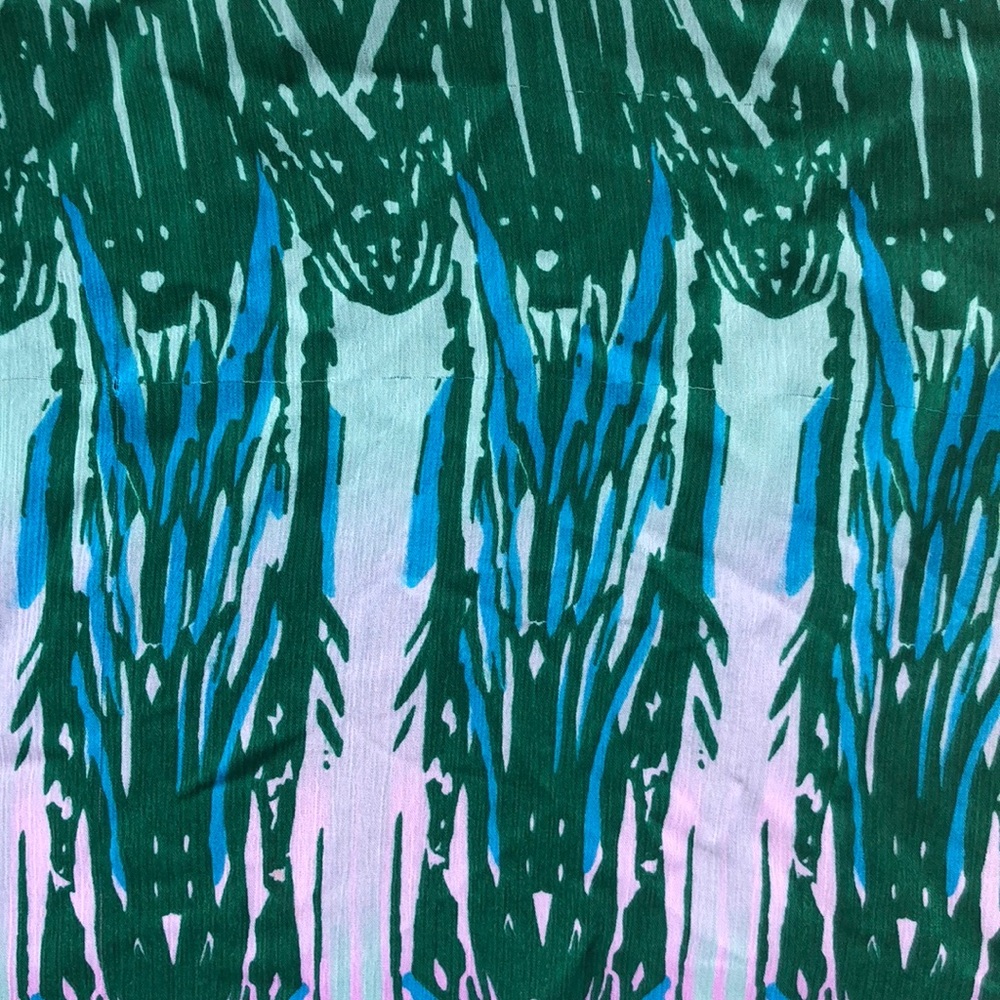 Gorgeous ruffle dress - Picture 8 of 8